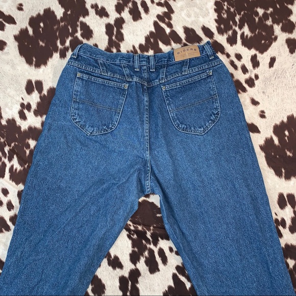 Riders - Picture 3 of 3